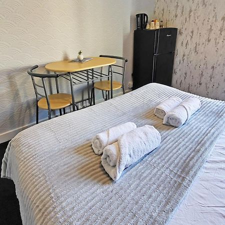 Spacious Room Λονδίνο Εξωτερικό φωτογραφία